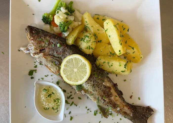 Waldwirt בית הארחה